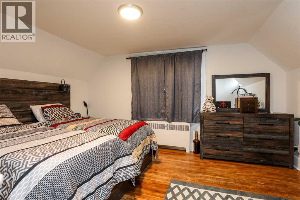677 Frederick Street - 21