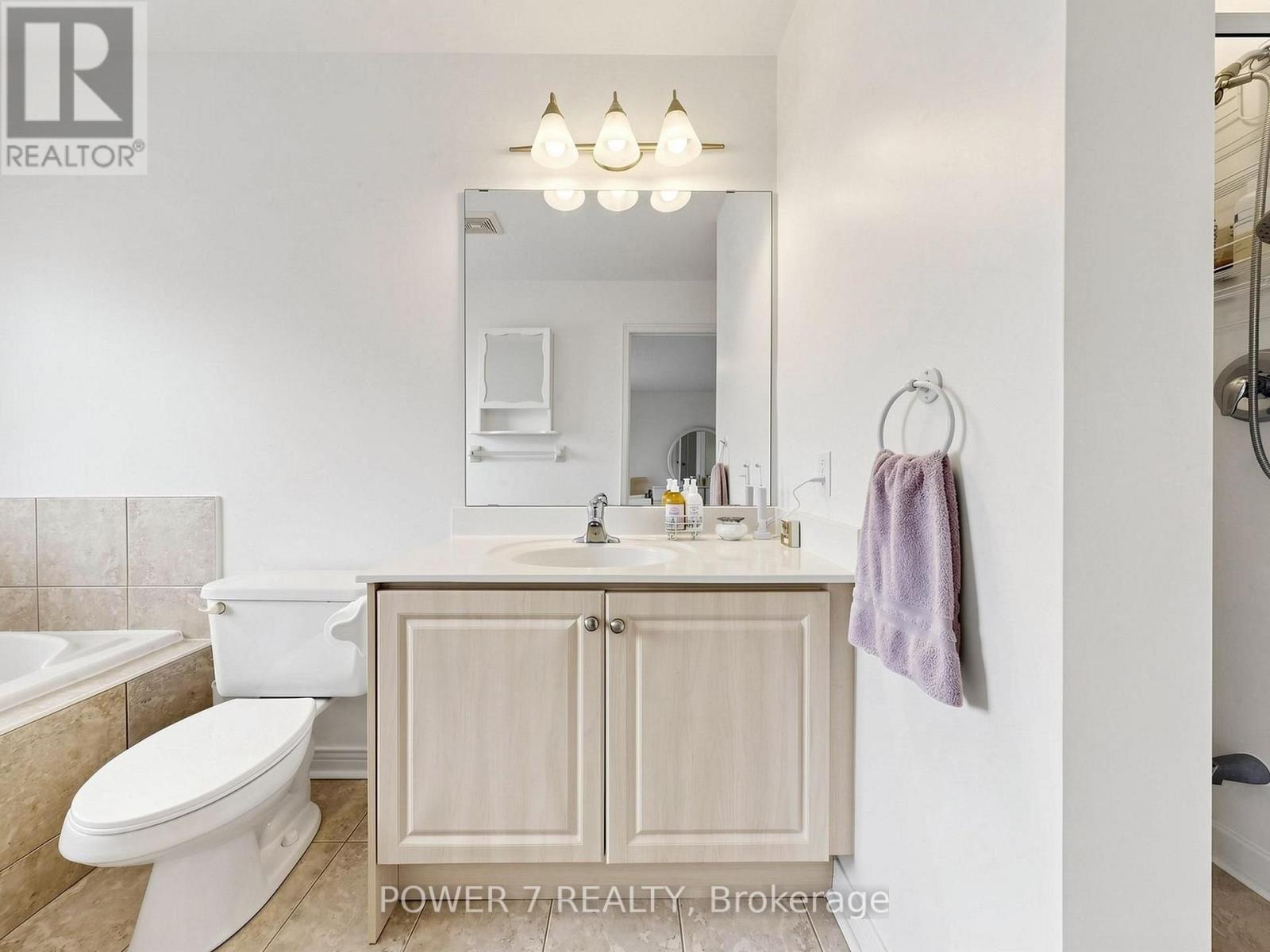 16 BARKWOOD HOLLOW - Image 35