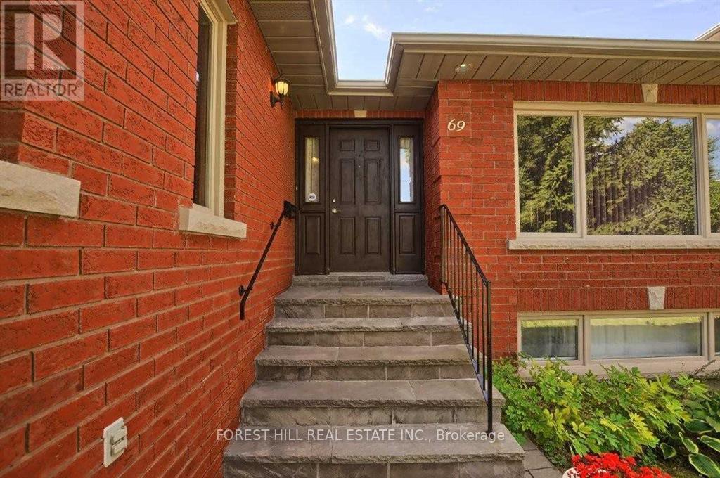 Listing photo of 69 OXFORD STREET