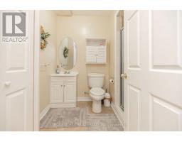 69 Oxford Street, Richmond Hill, ON L4C4L6 Photo 9