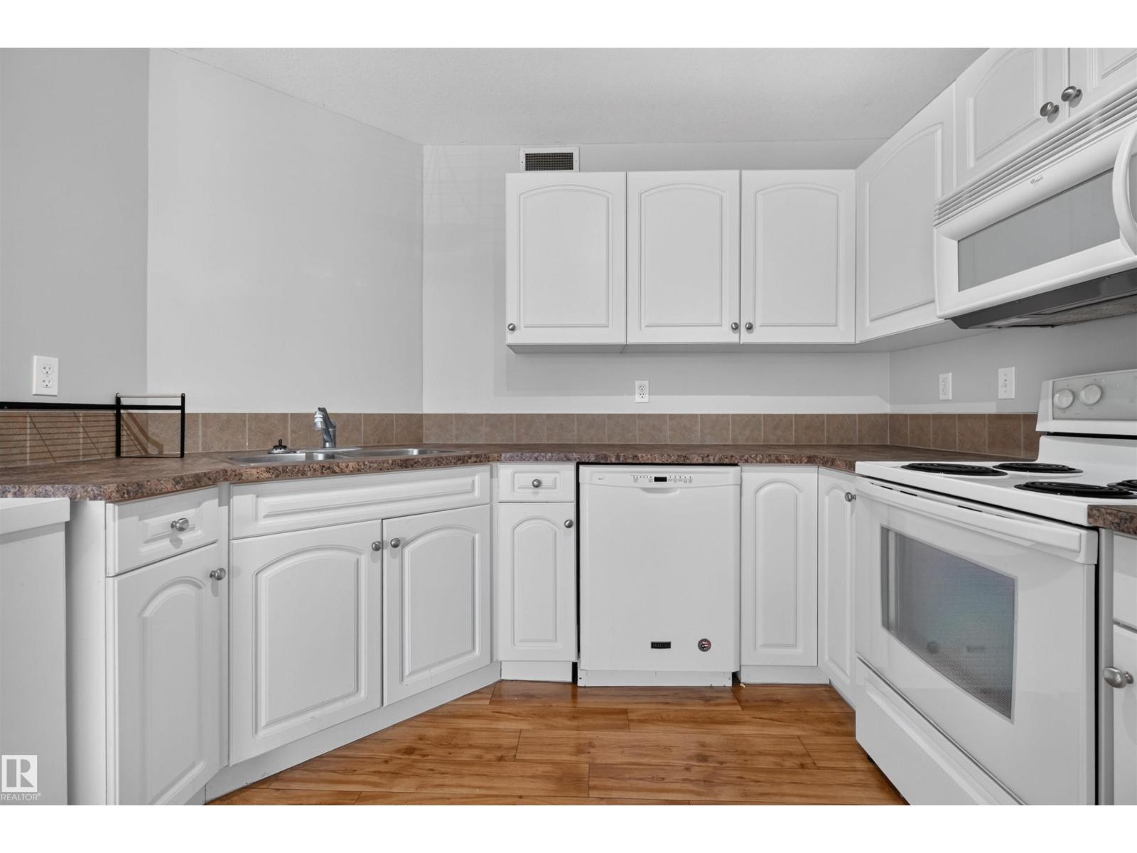 #29 150 EDWARDS DR SW - Image 7