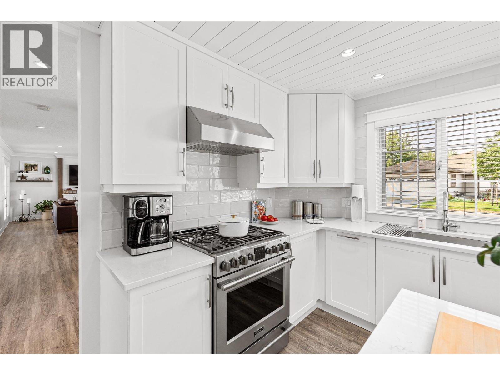 #92 1201 Cameron Avenue - 9