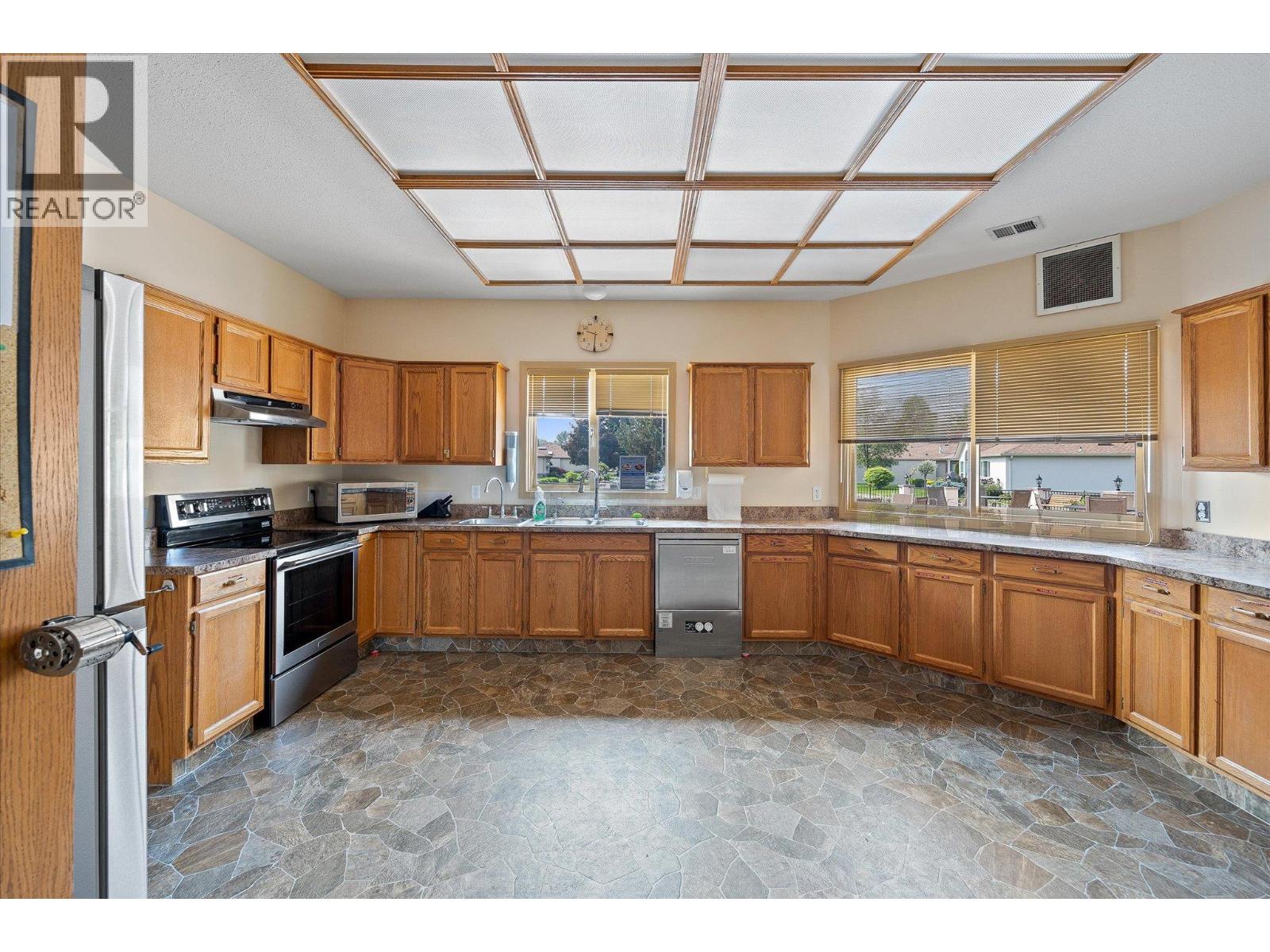 92 1201 Cameron Avenue, Kelowna
