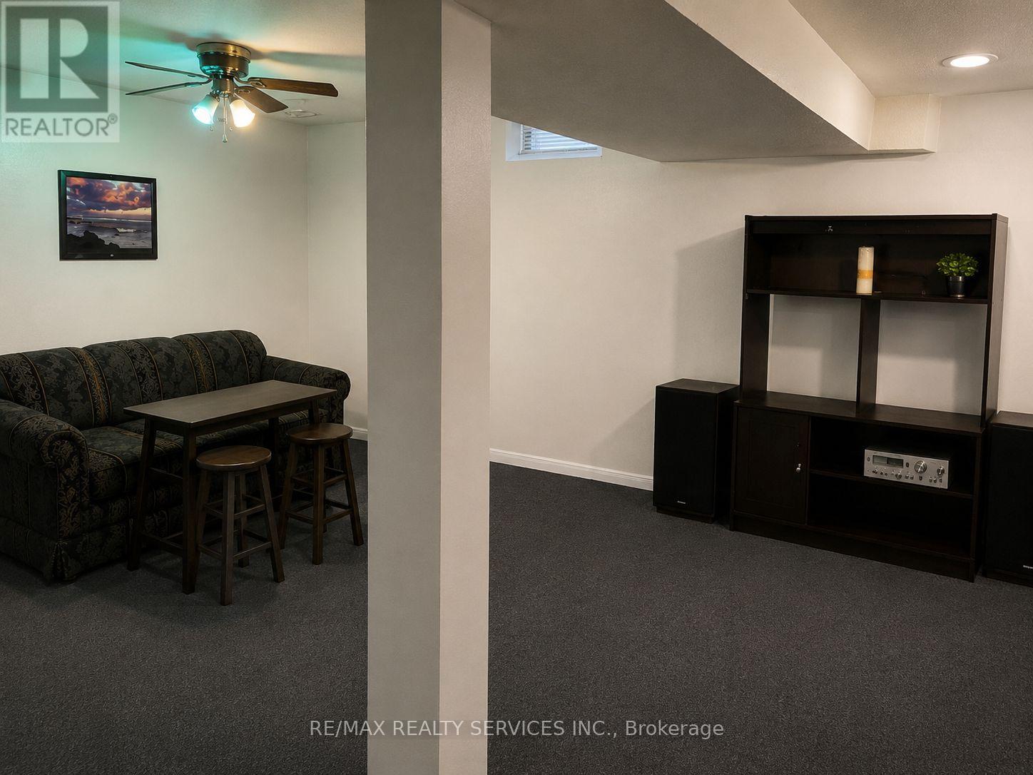 59 STANWELL DRIVE - 34