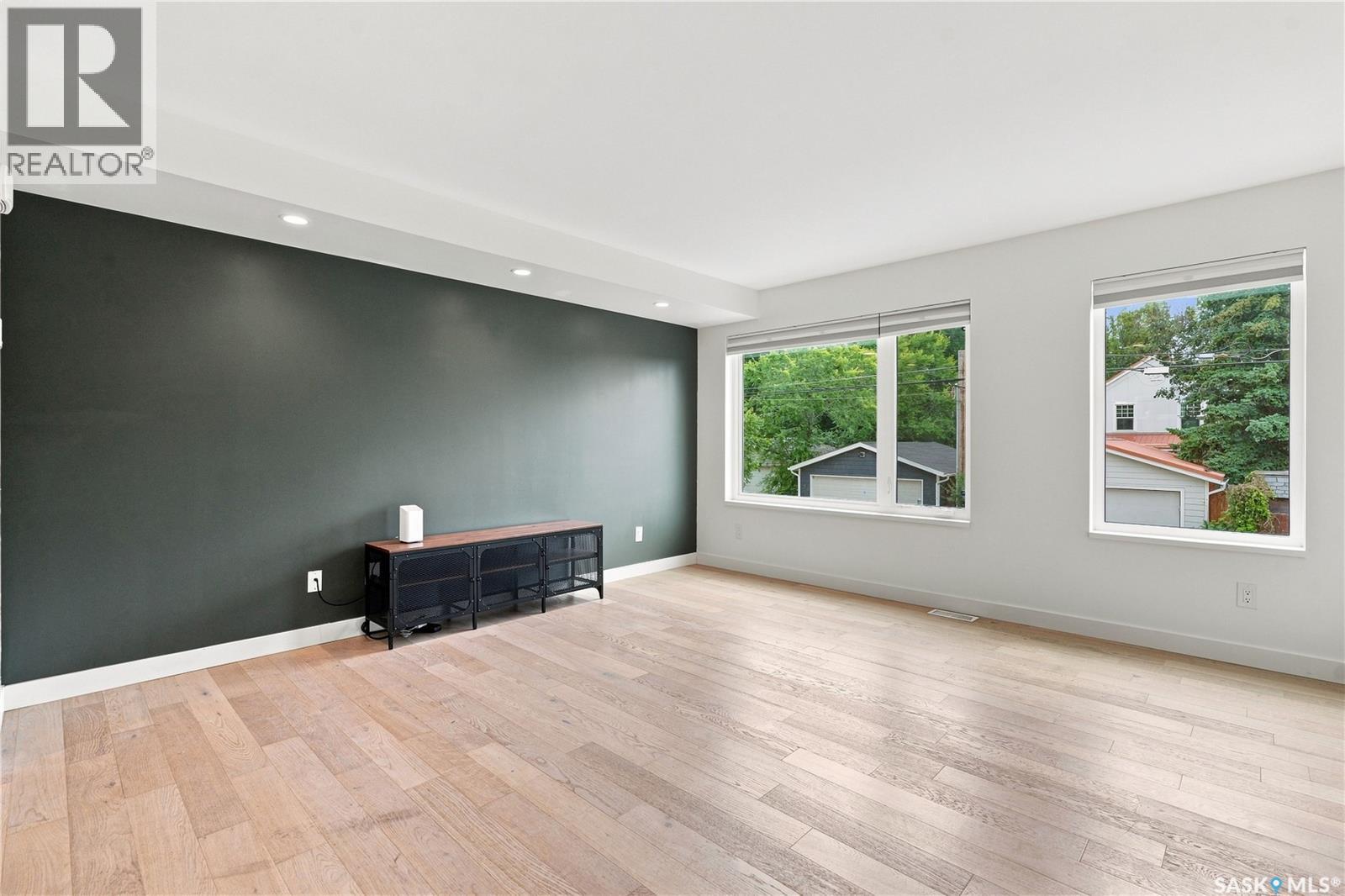 #6 540 F AVENUE S - Image 15