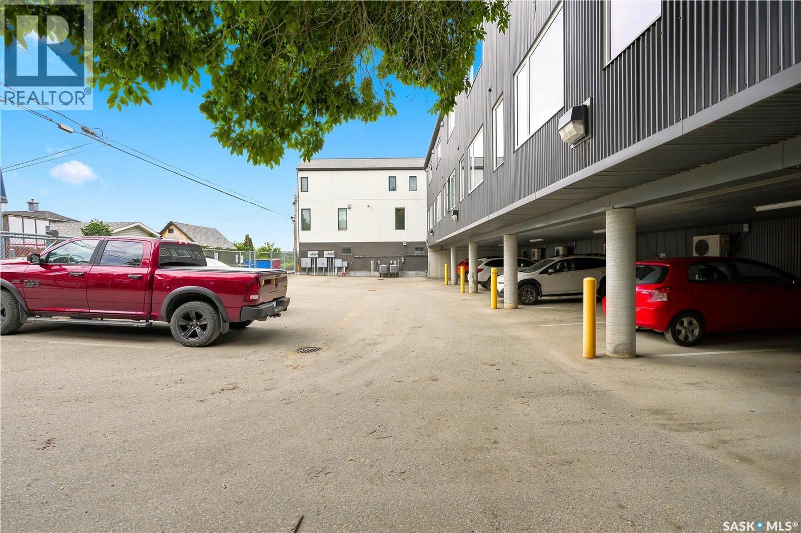 #6 540 F AVENUE S - 29