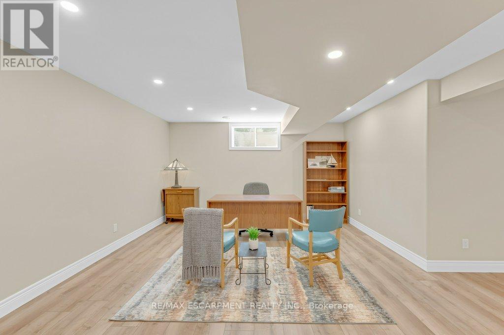 100 WILLOWDALE CRESCENT - Image 33