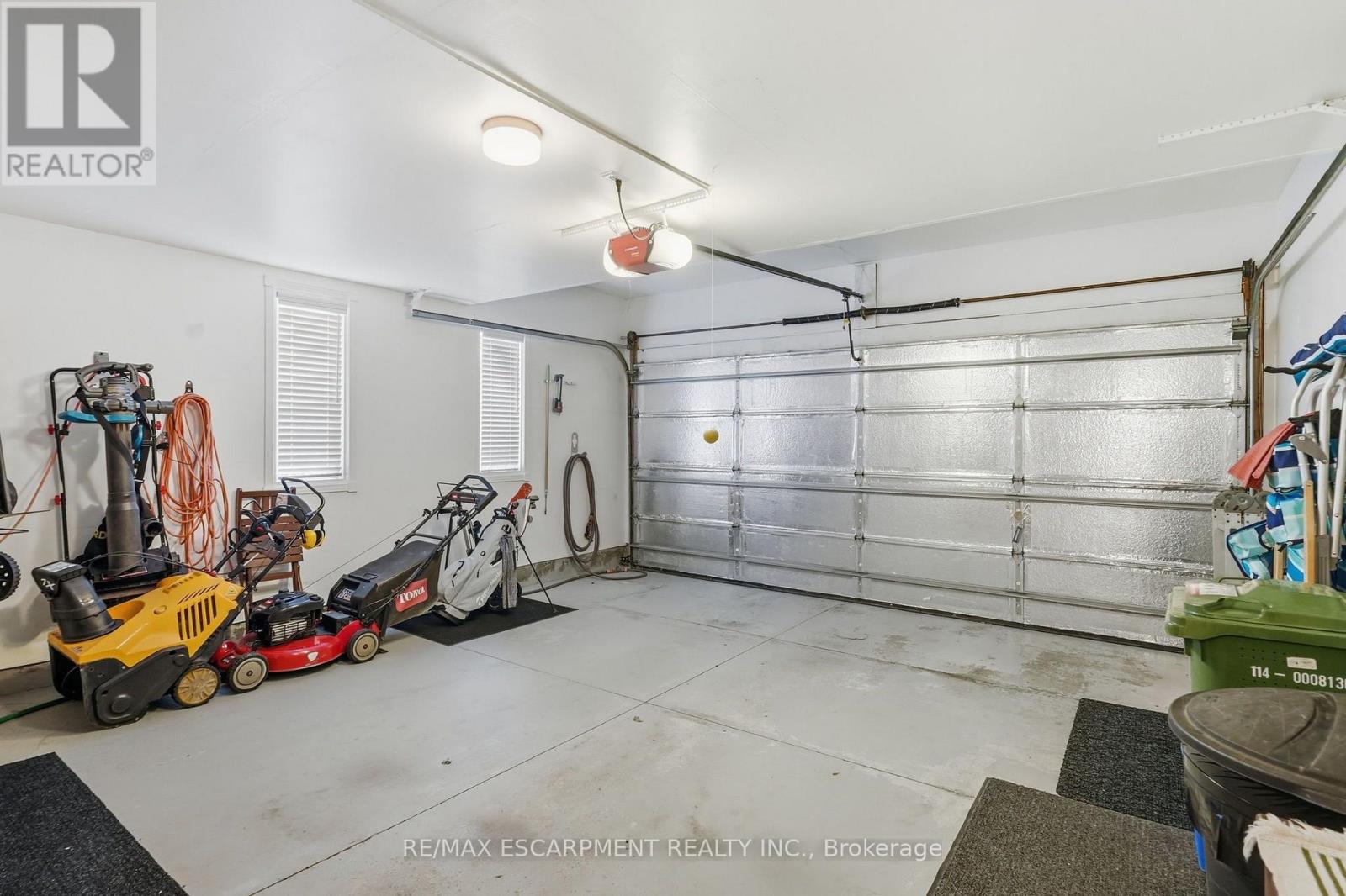 64 REDFERN AVENUE - Image 37