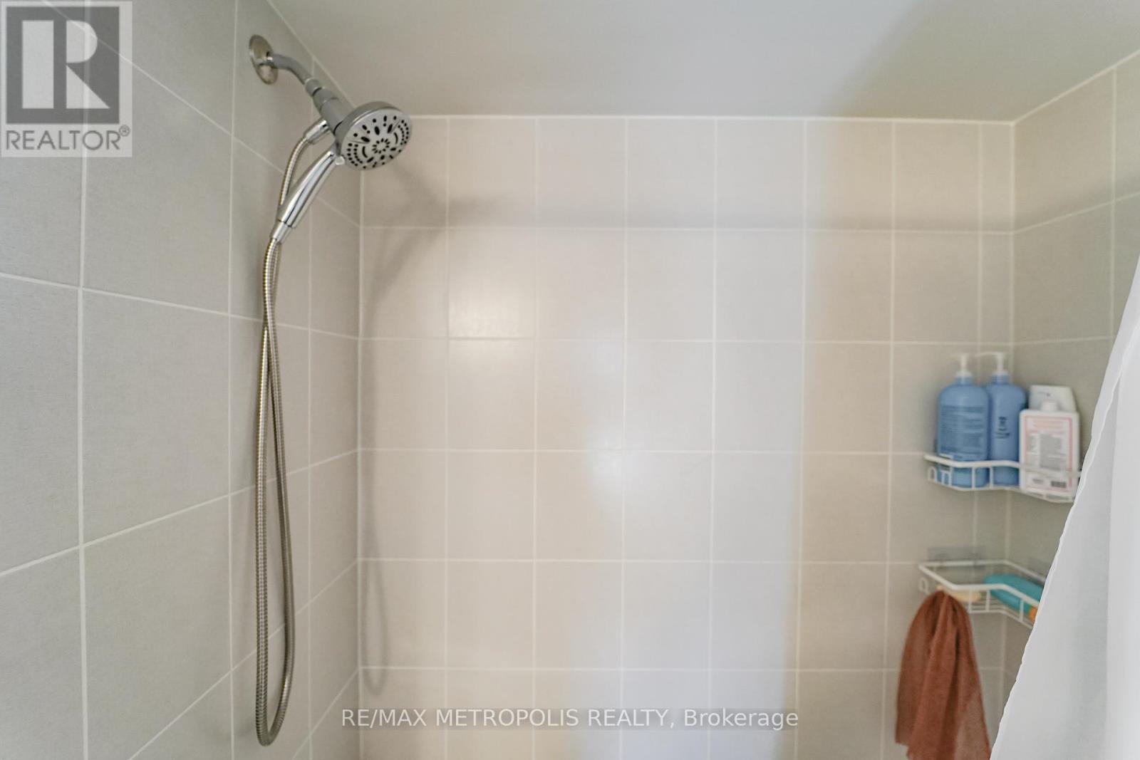 421 TREVOR STREET - 43