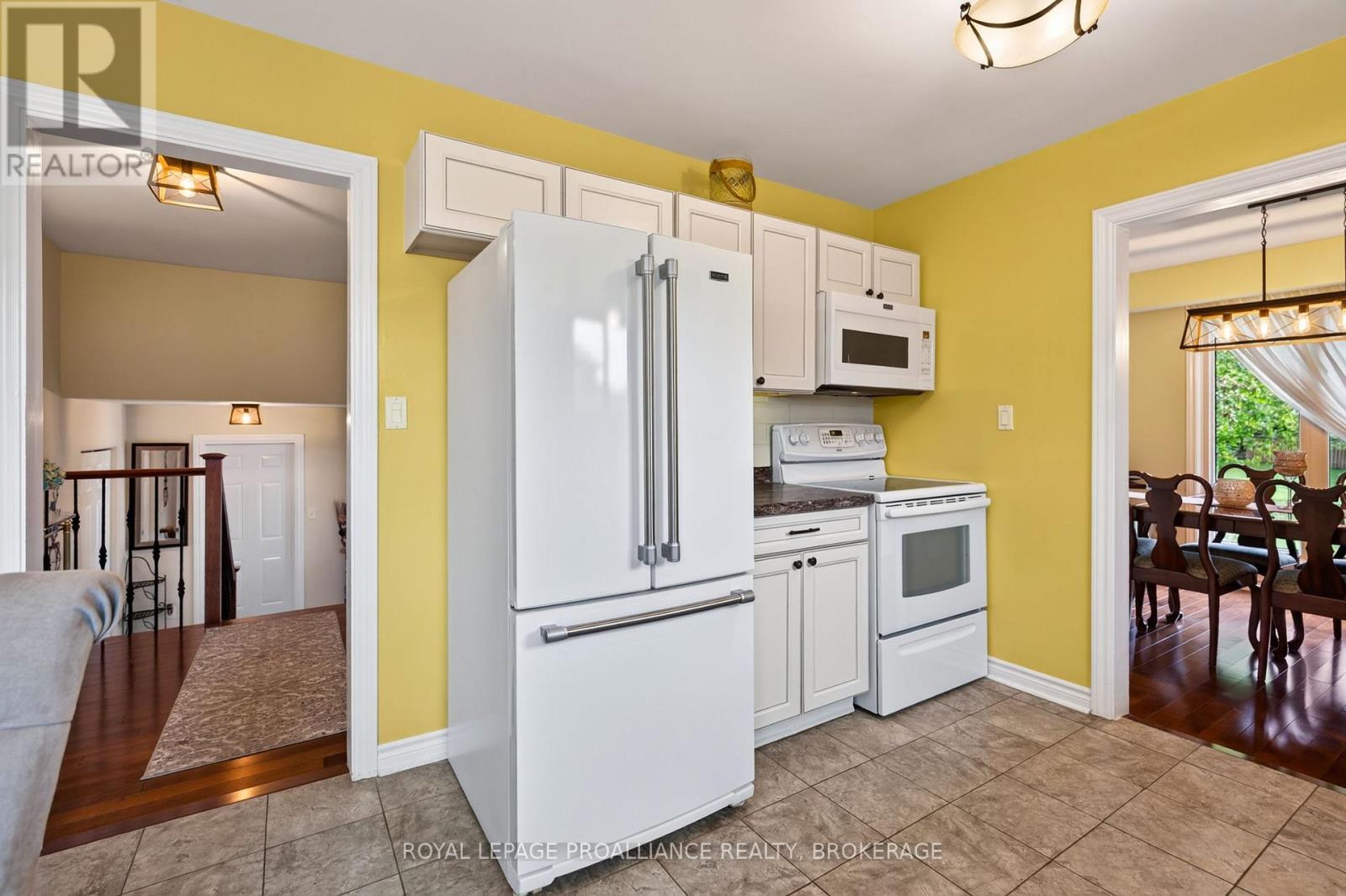 627 STANFORD STREET - Image 15