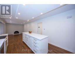 14 Carr Crescent, Ottawa, ON K2K1K4 Photo 12