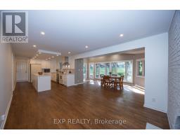 14 Carr Crescent, Ottawa, ON K2K1K4 Photo 13