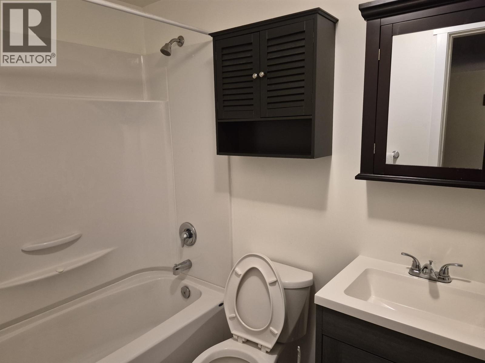 Photo 17 of 35 — 6033 KIM PLACE · Prince George, BC