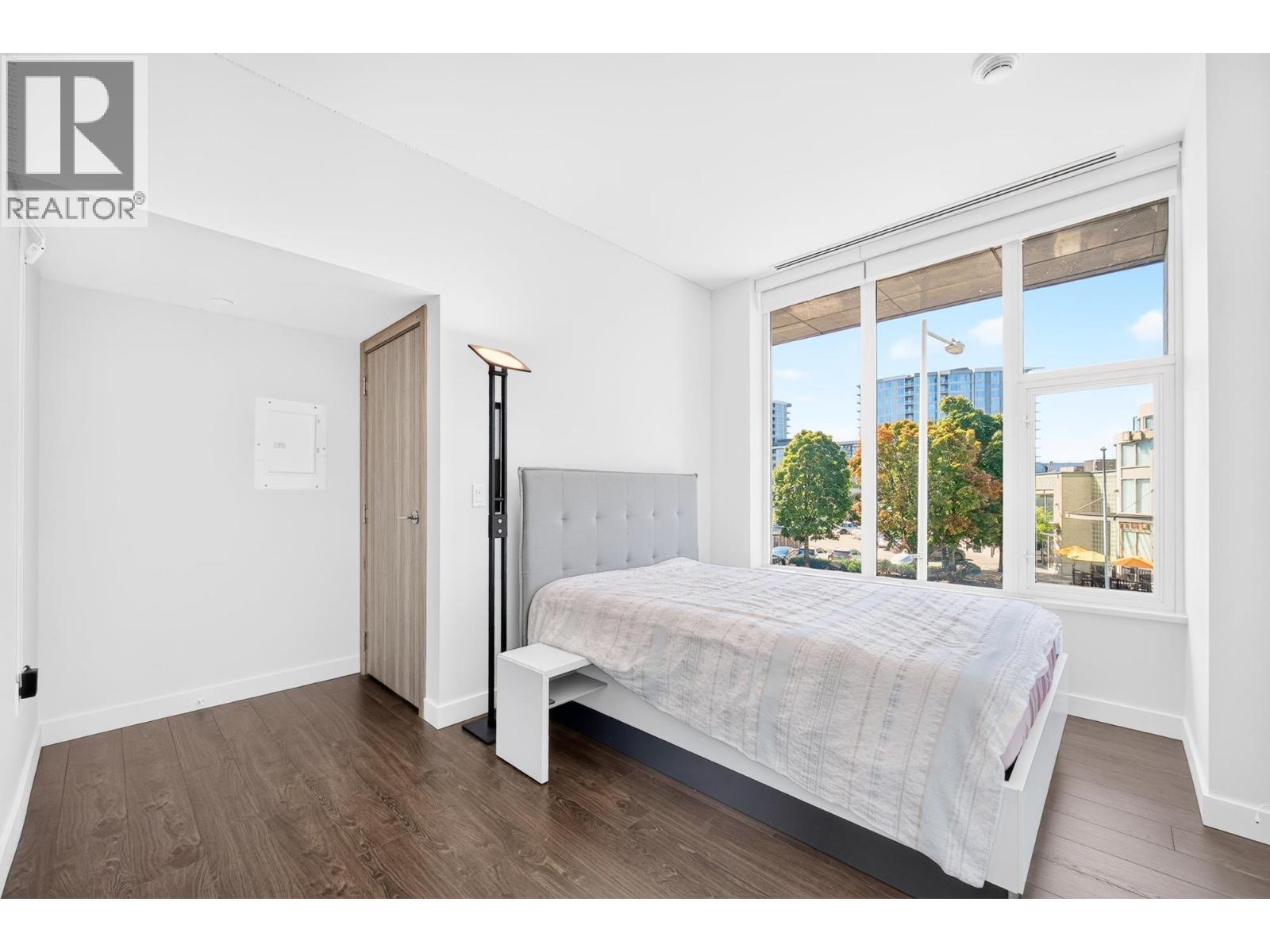 #TH-05-8555 CAPSTAN Way, Richmond