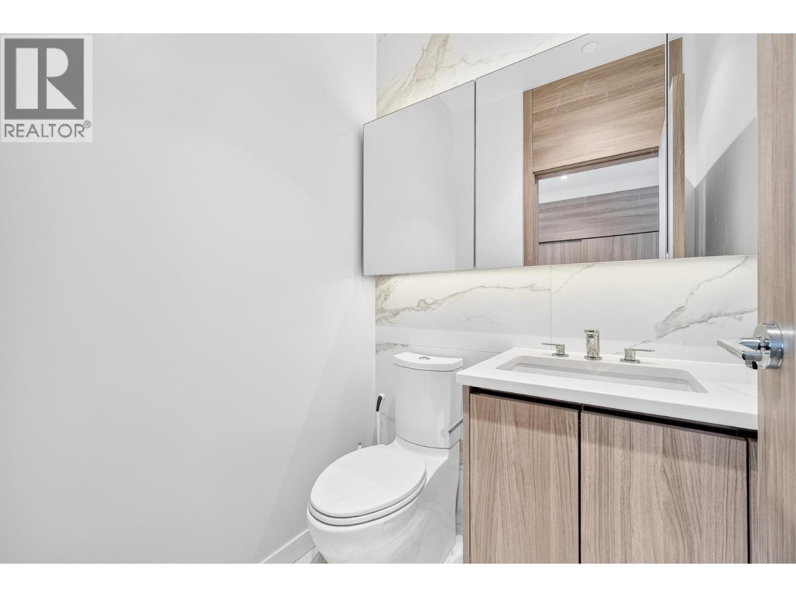 #TH-05-8555 CAPSTAN Way, Richmond
