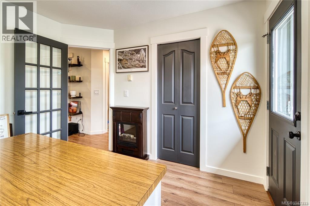 202 211 Victoria Rd, Nanaimo