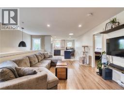 Entrance - 202 211 Victoria Rd, Nanaimo, BC V9R4P7 Photo 7