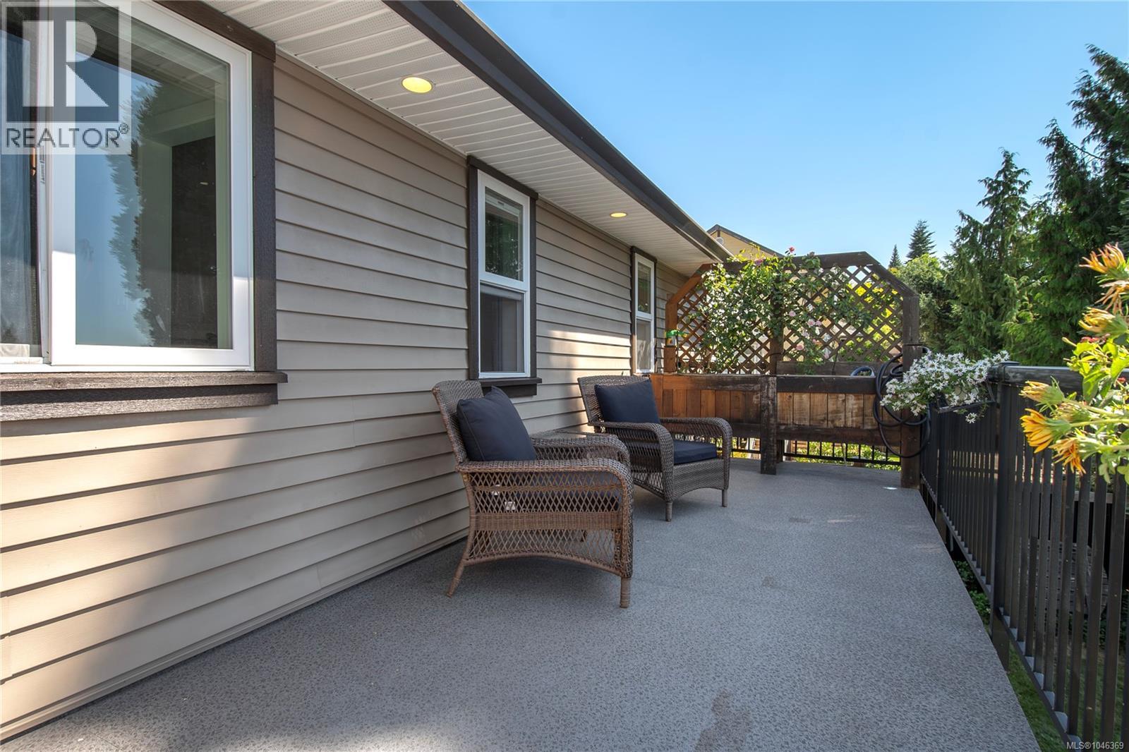 747 Steenbuck Dr - 50