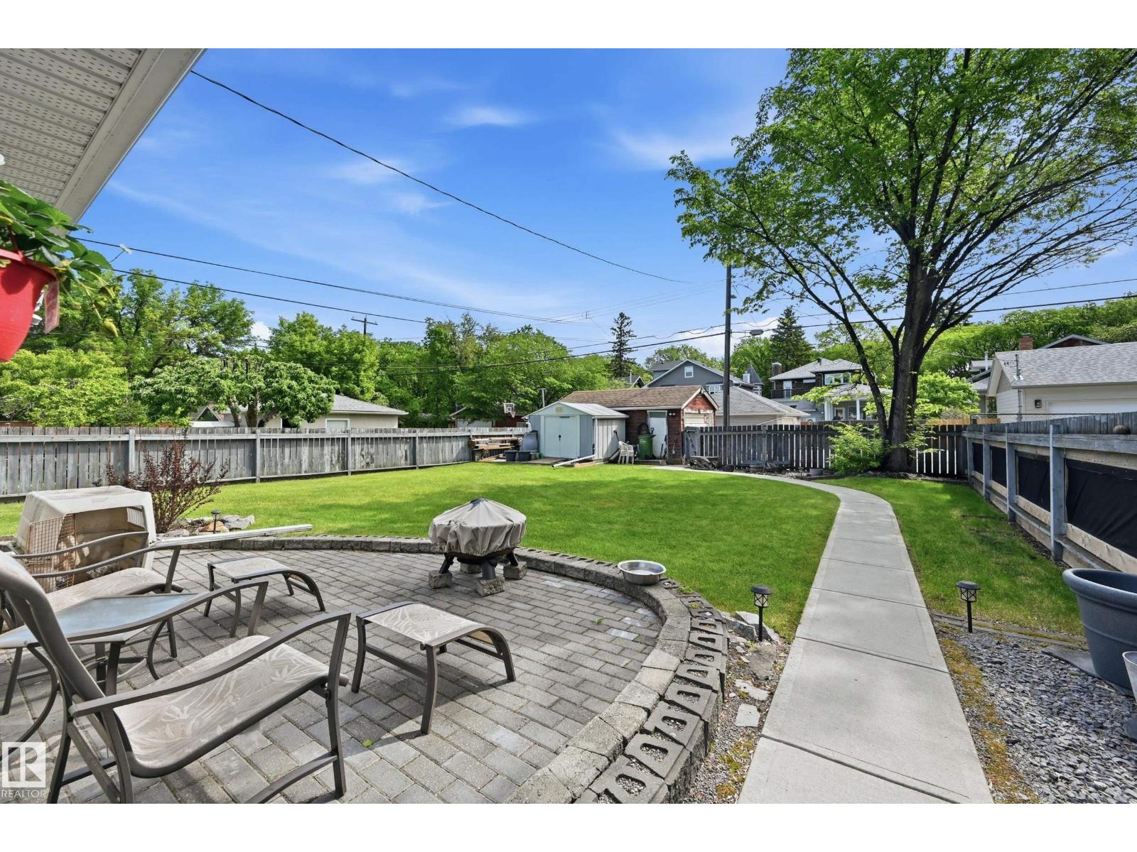 10935 127 ST NW - 43