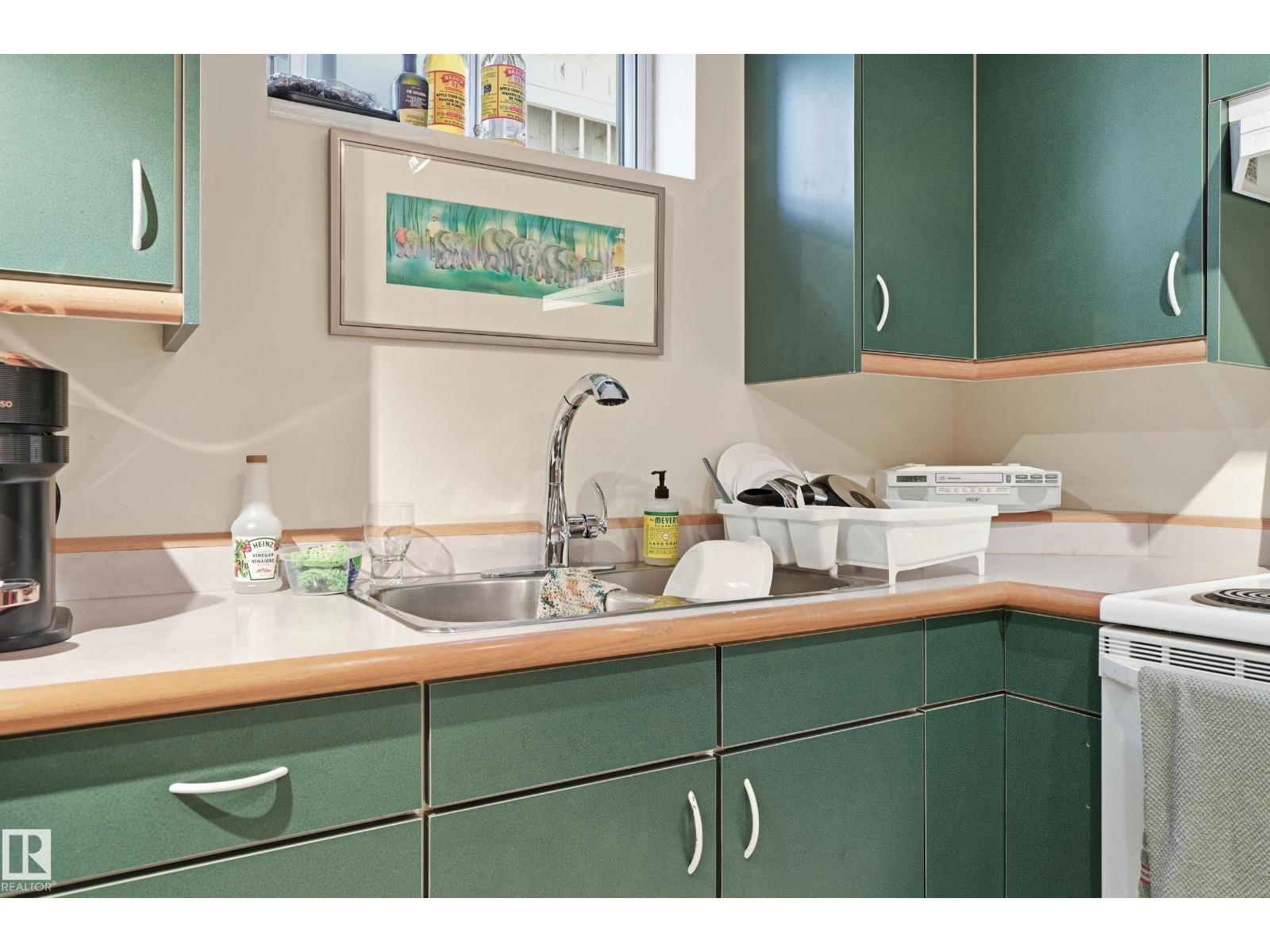 10935 127 ST NW - 37