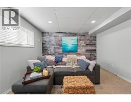 3374 Uplands Dr, Nanaimo, BC V9T2T5 Photo 30