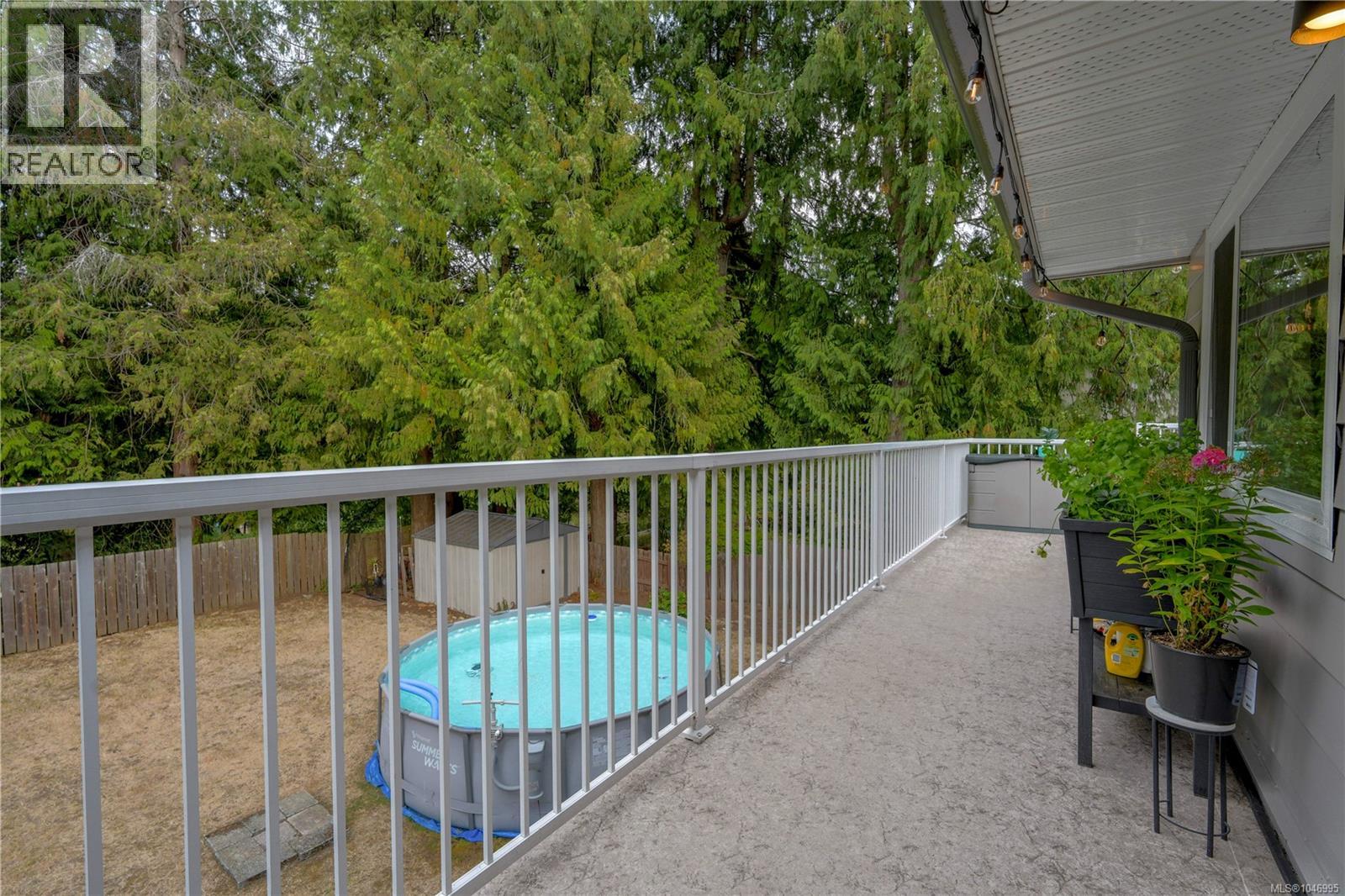 3374 Uplands Dr - Image 12