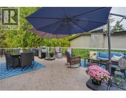 3374 Uplands Dr, Nanaimo, BC V9T2T5 Photo 13