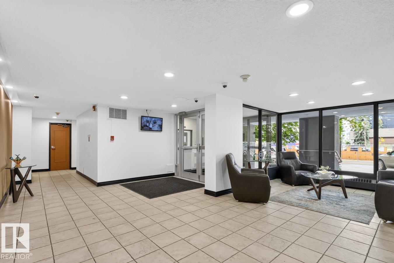 #602 12303 JASPER AV NW - 54