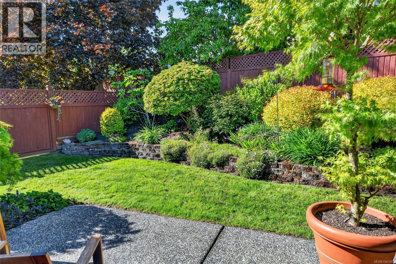 5722 Quarry Cres - 25