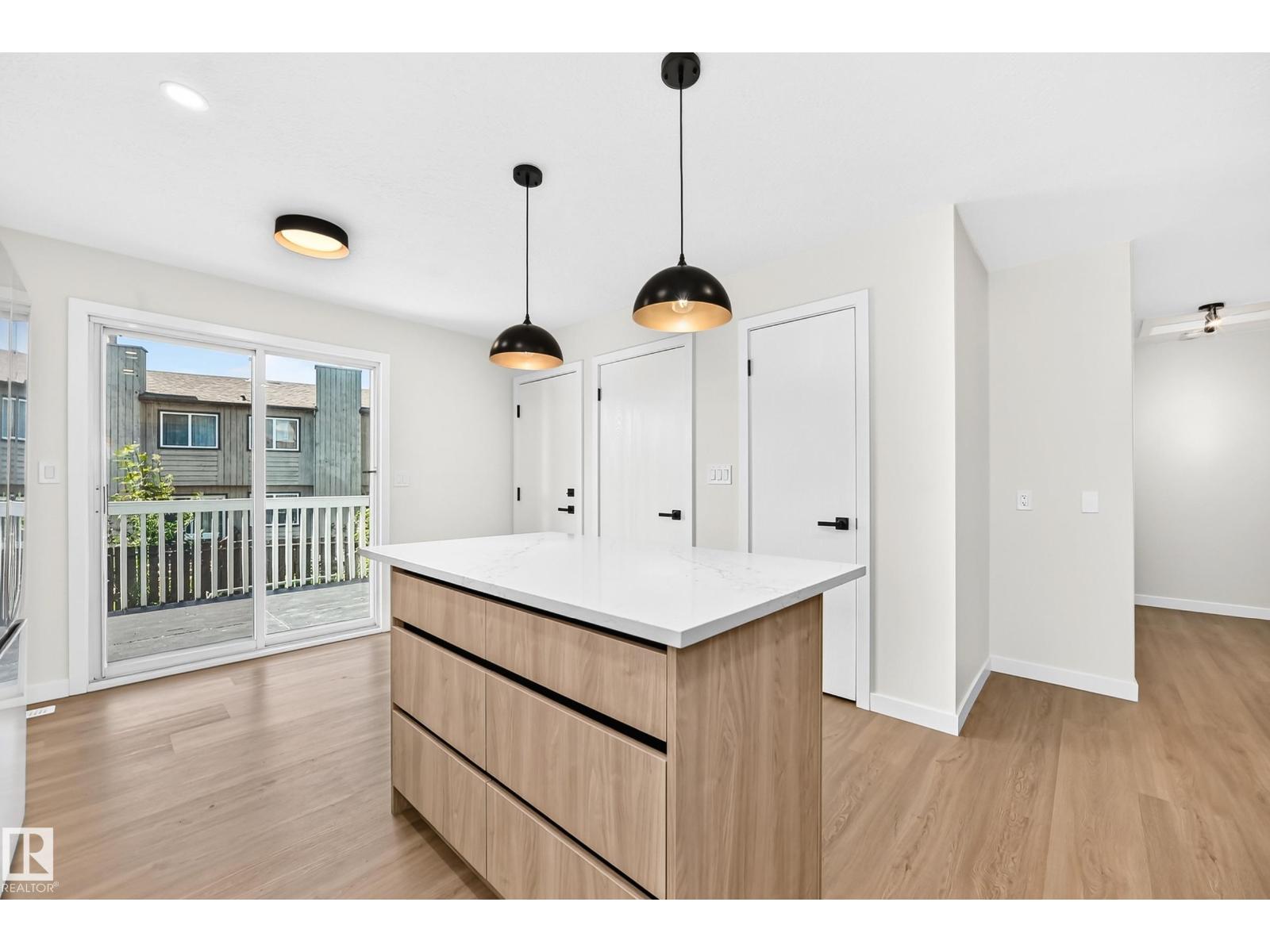 17816 94 ST NW - 12