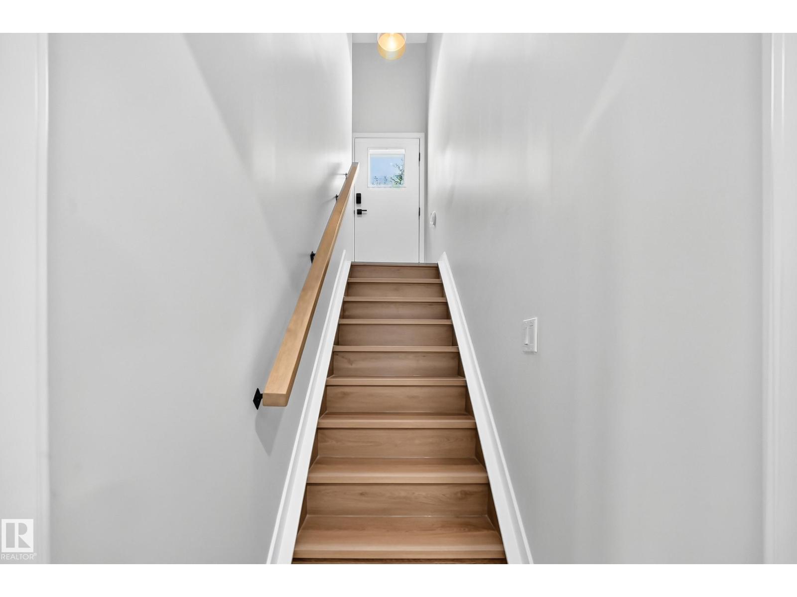 17816 94 ST NW - 42