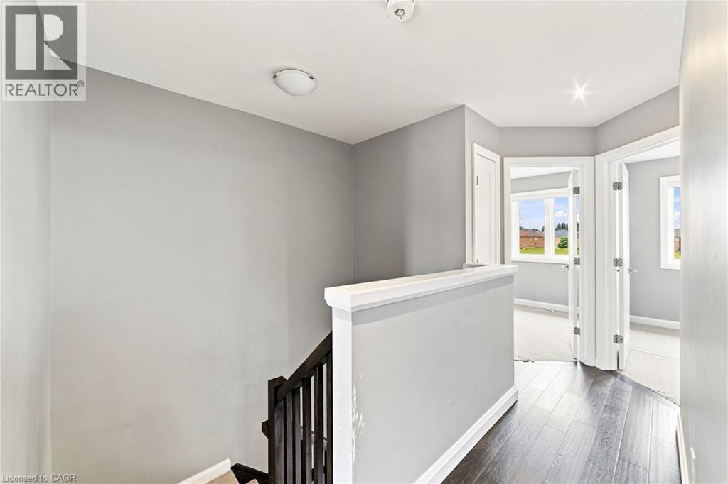 #86 1169 GARNER Road E - 20