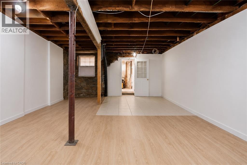 19 GROVE Street - Image 41