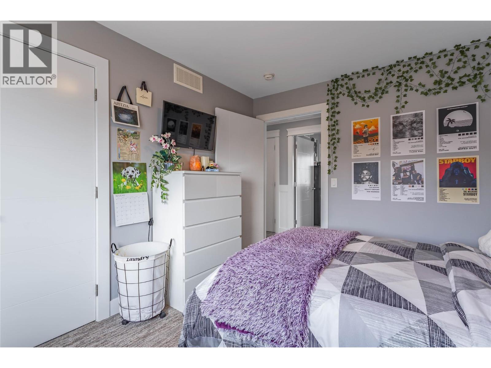  1774 Crosby Road, Kelowna