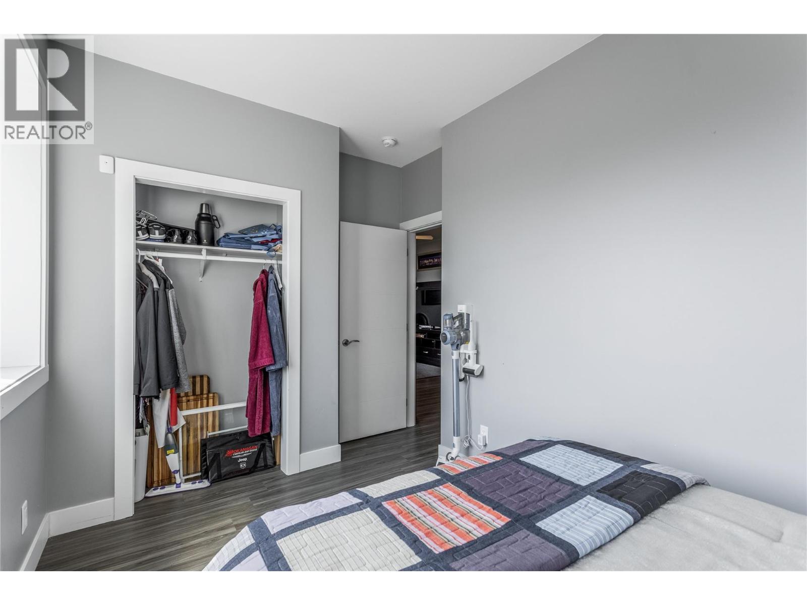  1774 Crosby Road, Kelowna