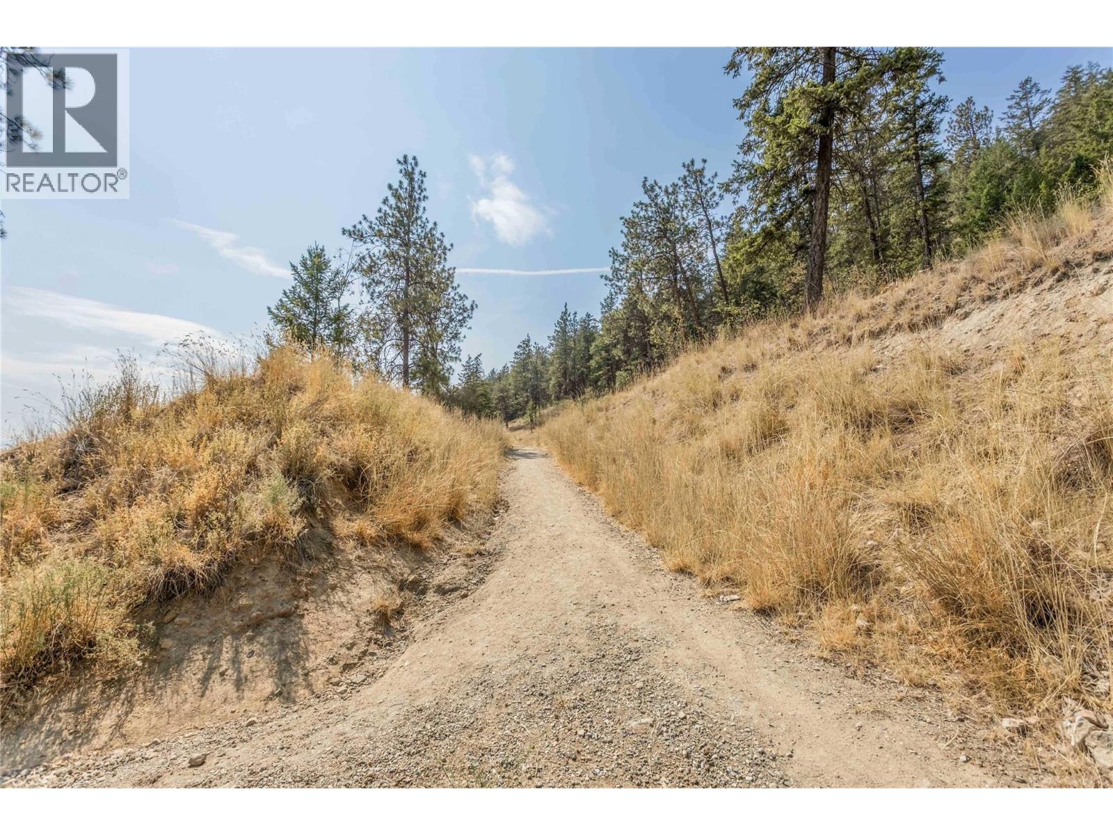  1774 Crosby Road, Kelowna