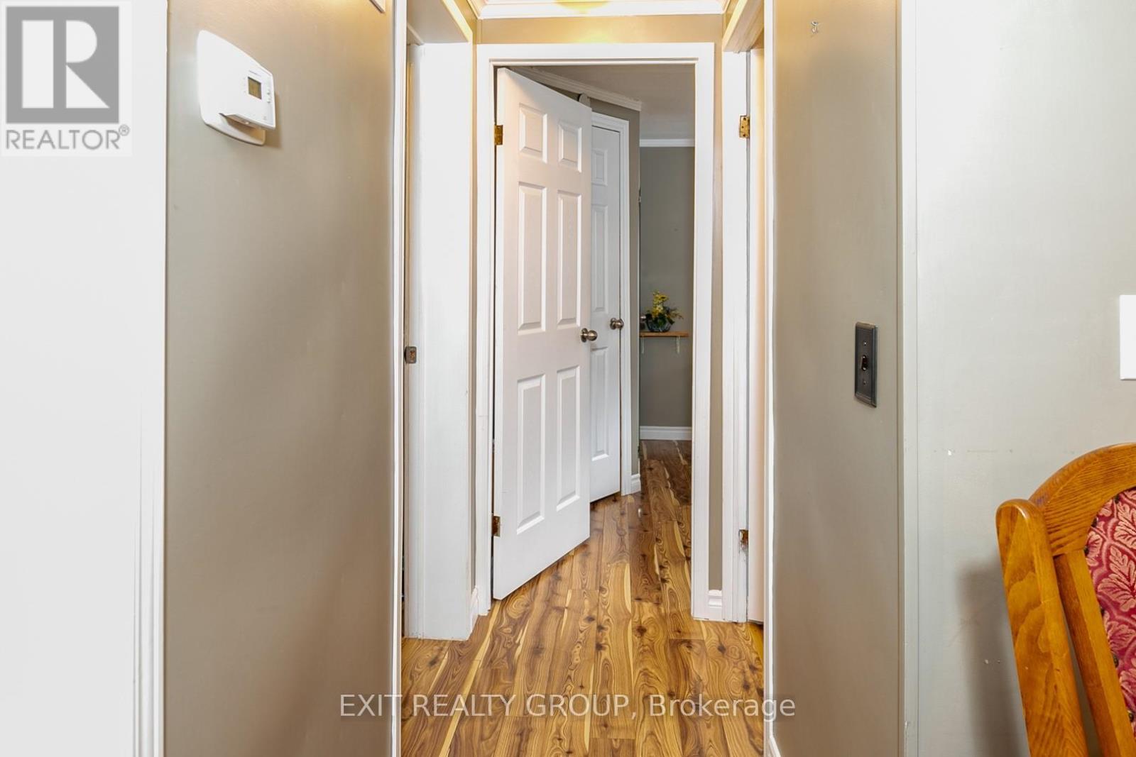 107 EASTVIEW BOULEVARD - Image 12