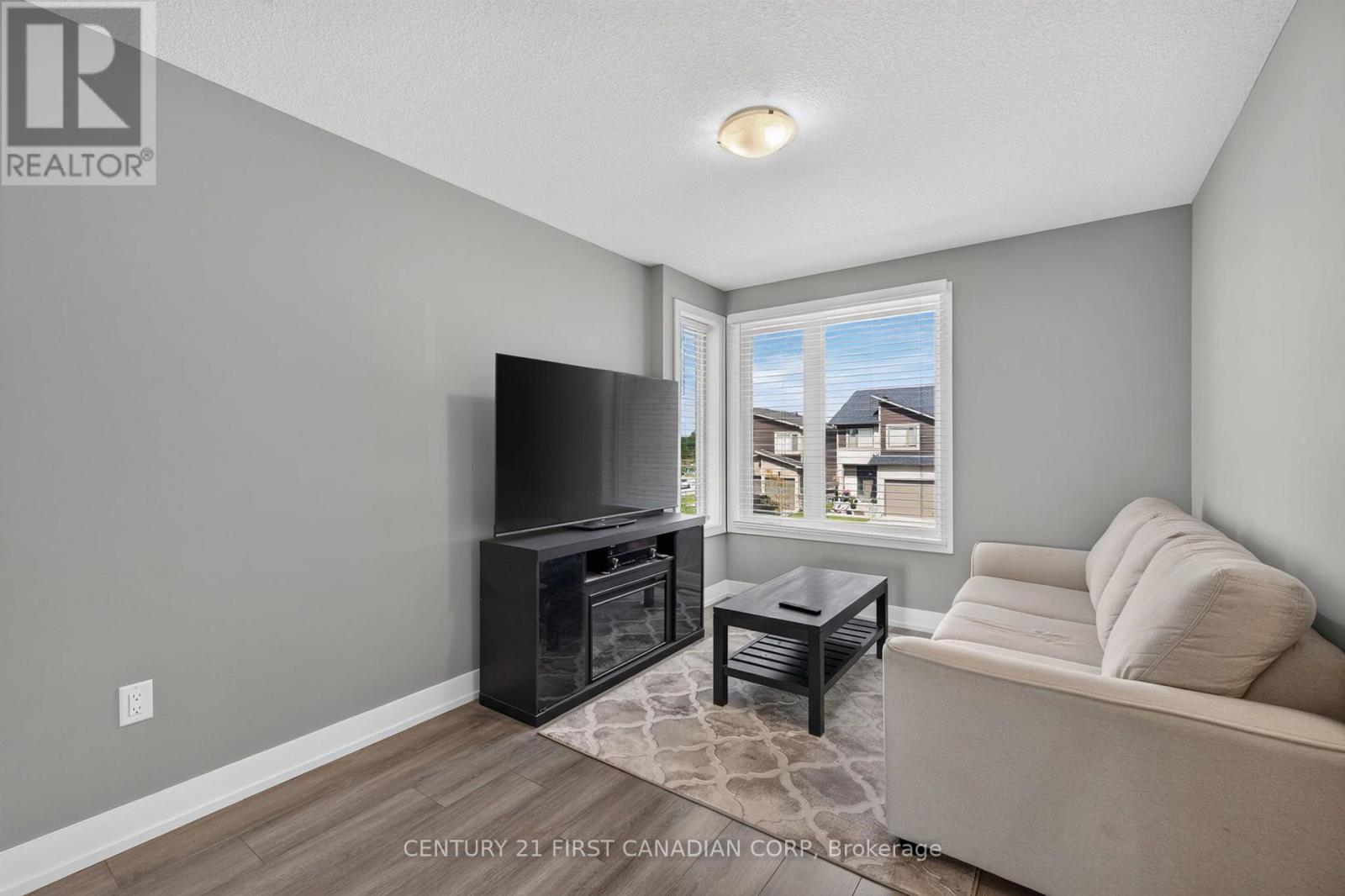 362 EDGEVALLEY ROAD - Image 23