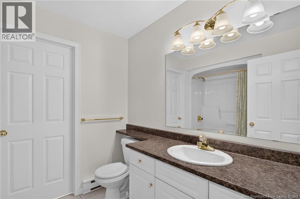 268-180 Acadie - Image 30