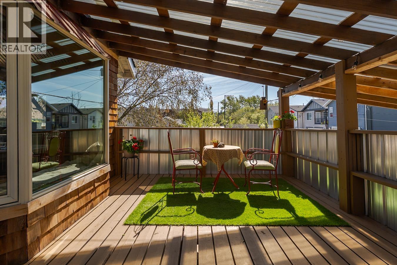 1787 7TH AVENUE - 33