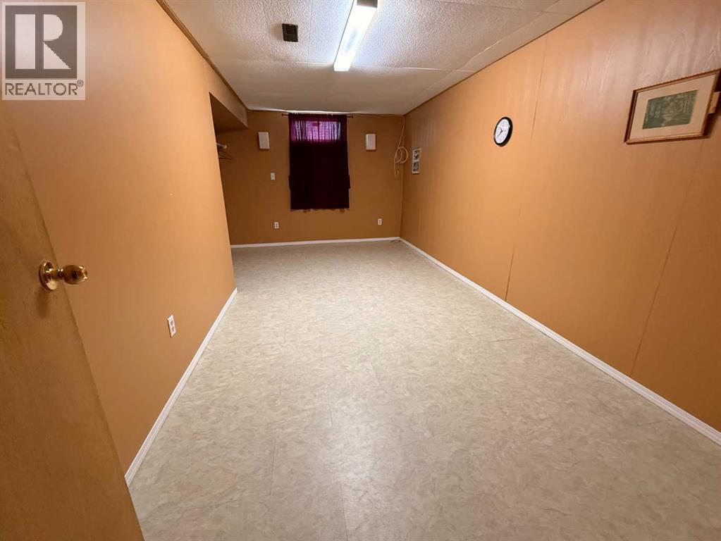 5040 48TH Street - Image 12