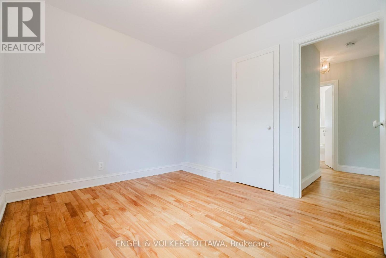 Photograph of 2028 CARLING AVENUE