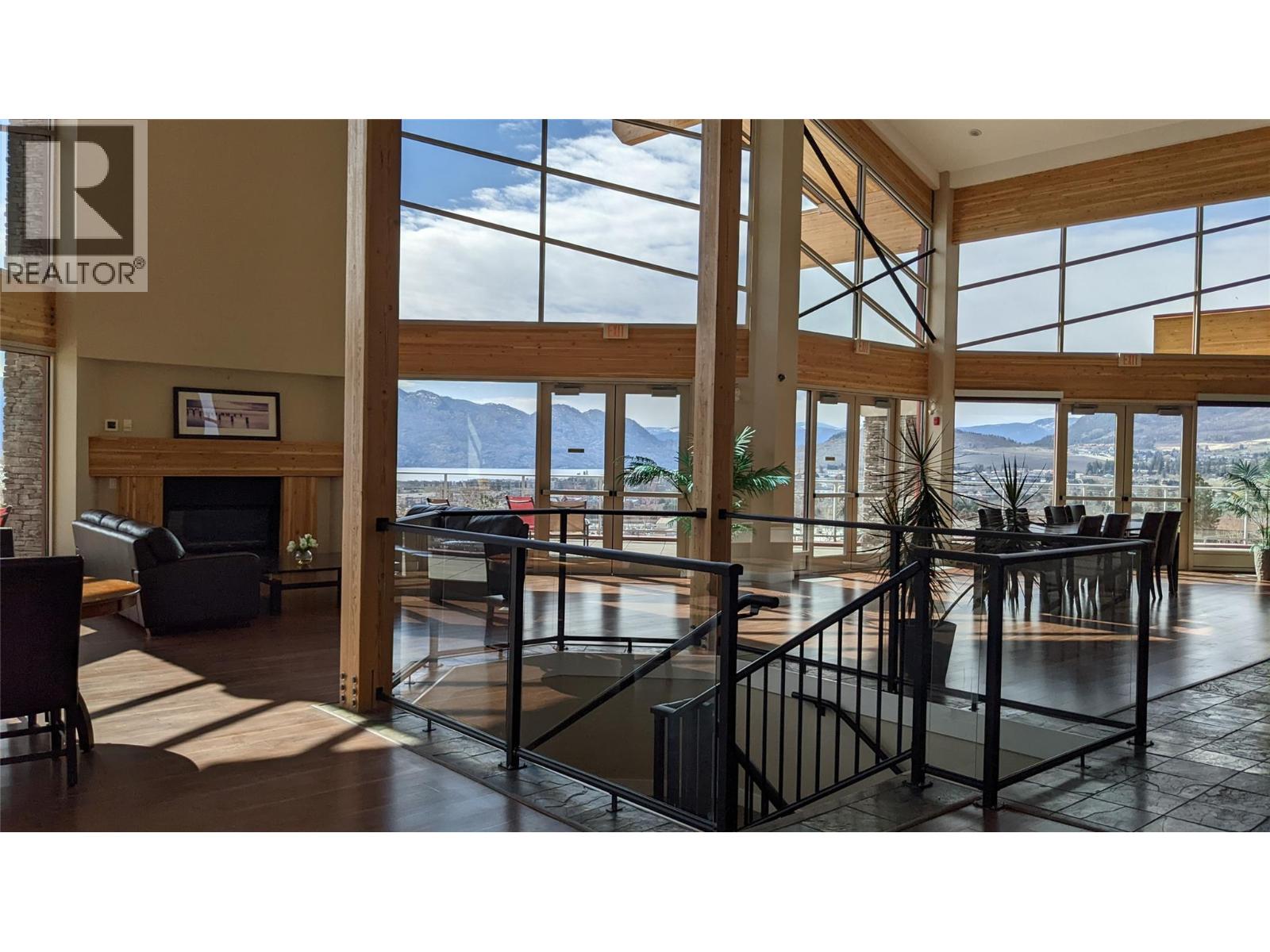 208 3229 Skyview Lane, West Kelowna