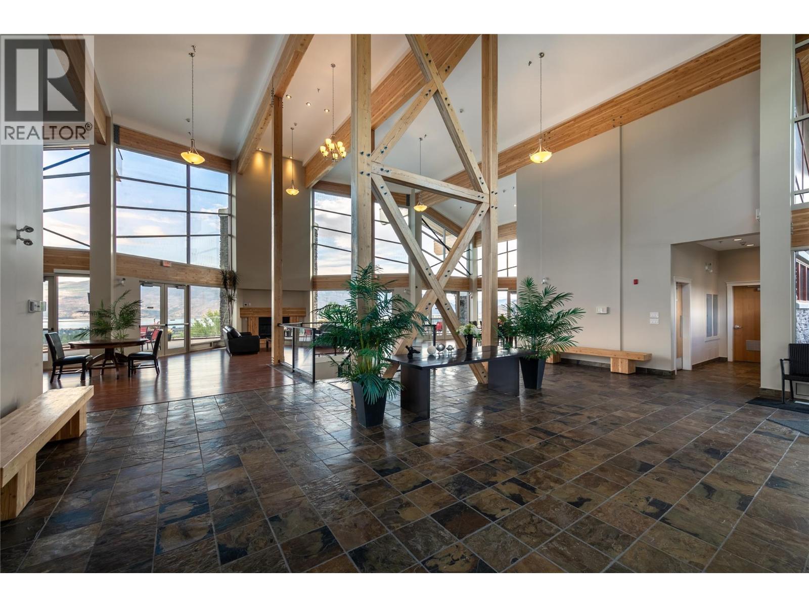 208 3229 Skyview Lane, West Kelowna