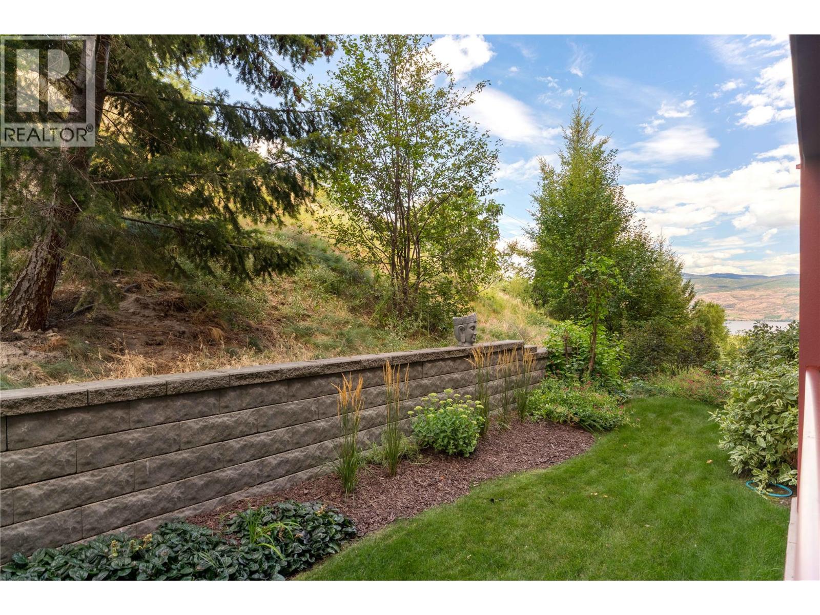 208 3229 Skyview Lane, West Kelowna