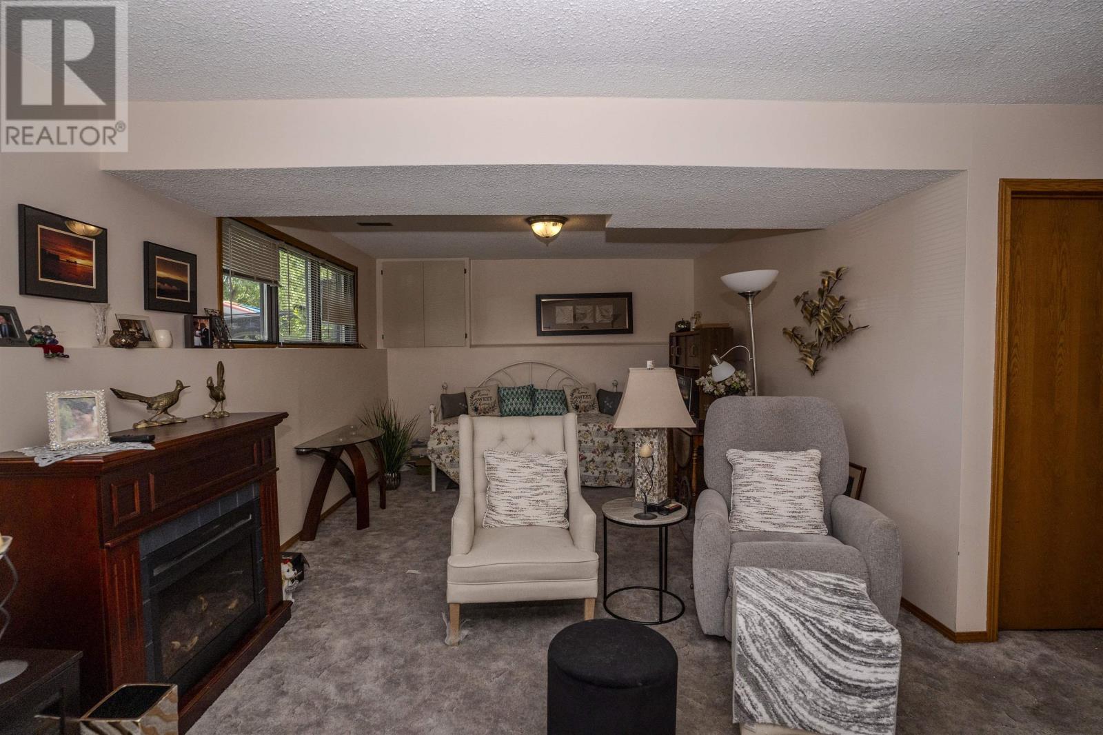224 London DR - Image 19