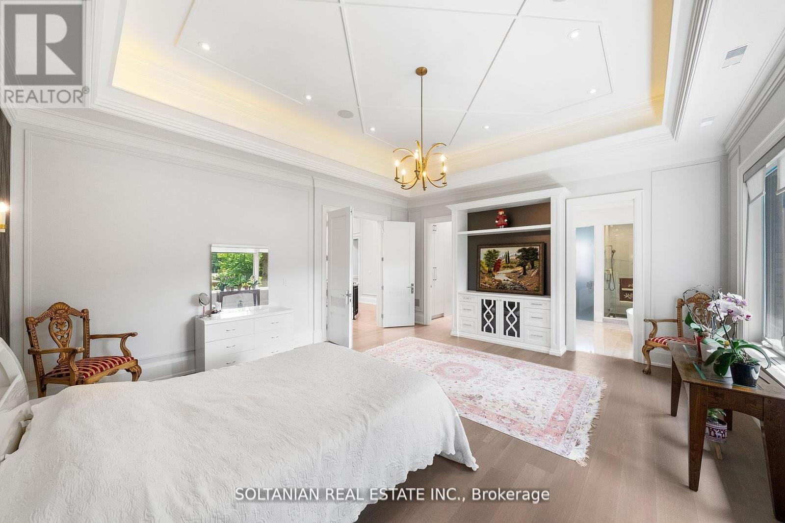 319 BETTY ANN DRIVE - 24