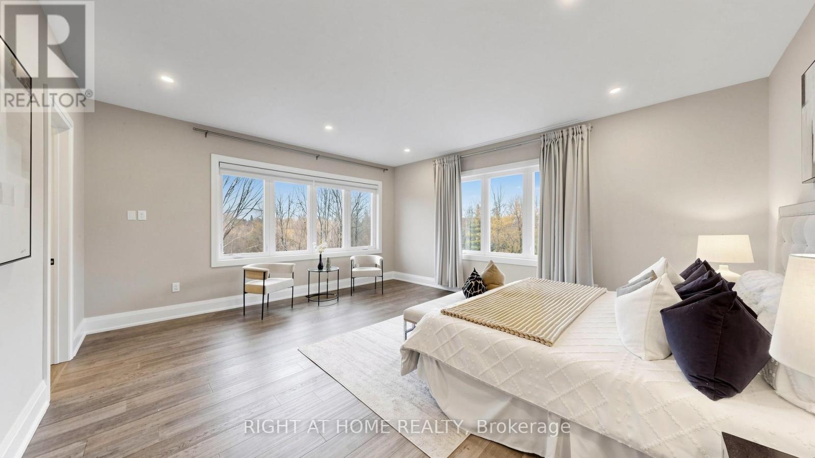 14 DIXON COURT - Image 19