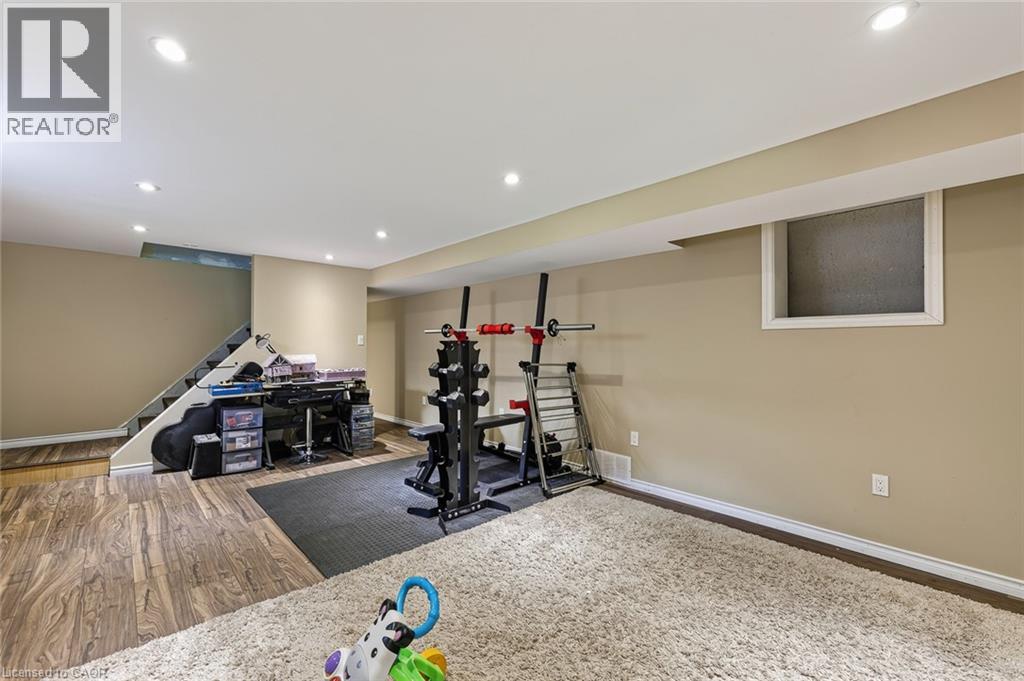 1037 WARWICK Street - Image 24