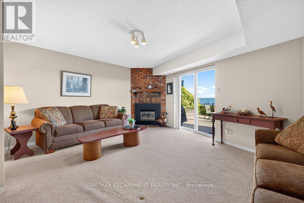 #8 2136 OLD LAKESHORE ROAD - Image 27